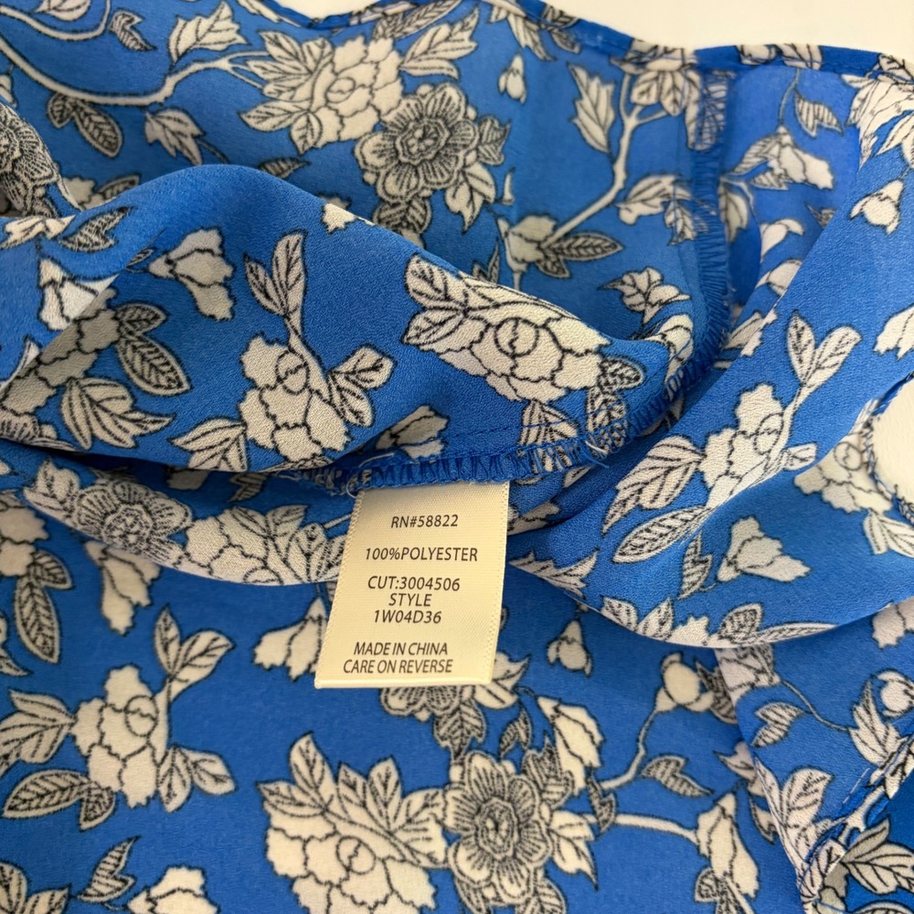 Max Studio Blouse Womens 3X Blue Floral Flutter Sleeve Split Neck Boho Top - Picture 8 of 8